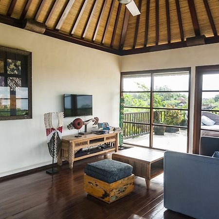 Villa Ayode Selemadeg المظهر الخارجي الصورة